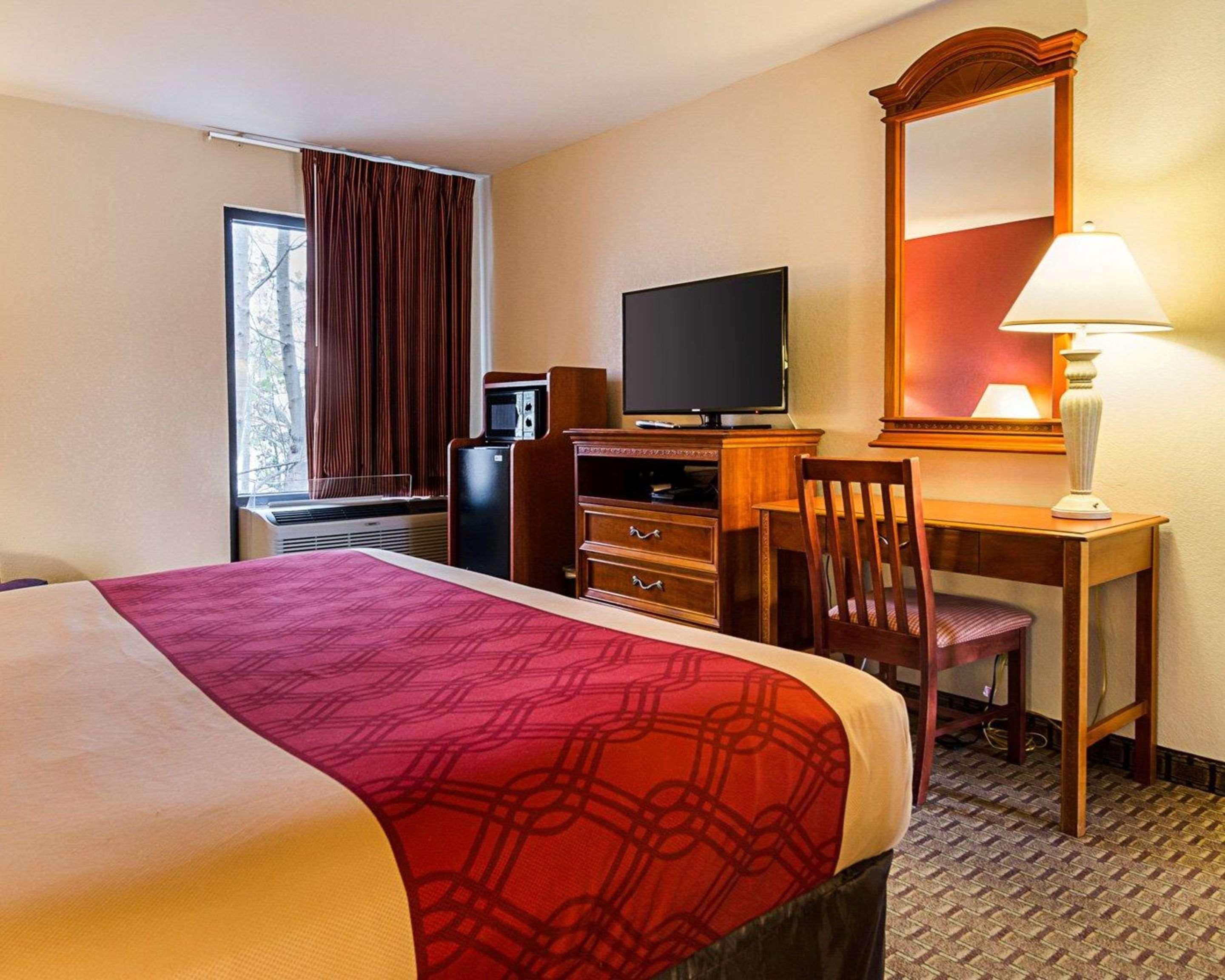 Econo Lodge Richmond Kültér fotó