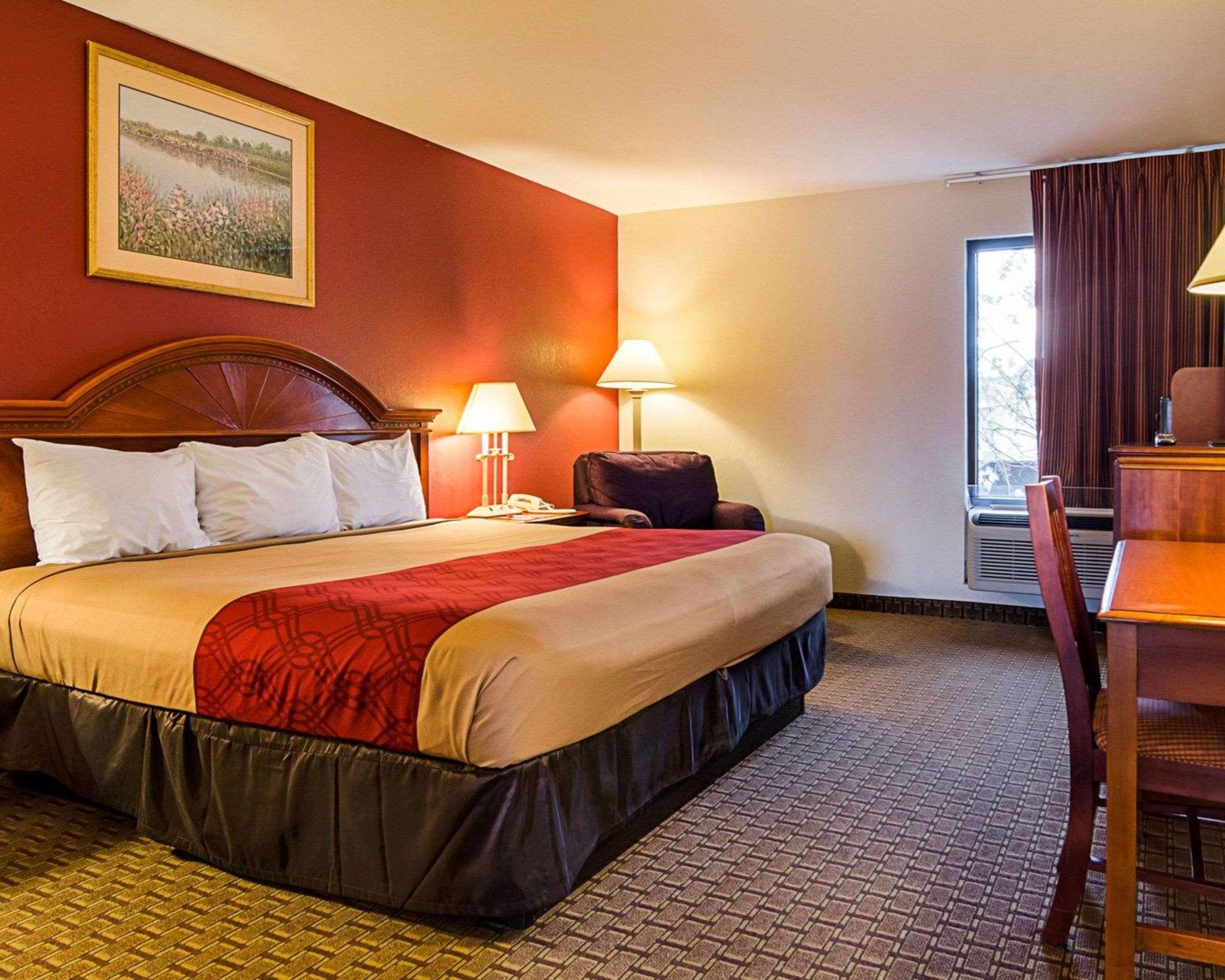 Econo Lodge Richmond Kültér fotó